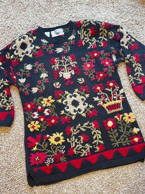 Vintage Hand-Knit Floral Sweater Northern Isles | Size M/L